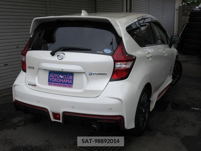 Nissan NOTE 2017-04 305389-26