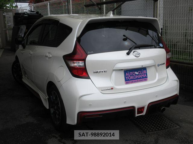 Nissan NOTE 2017-04 305389-25