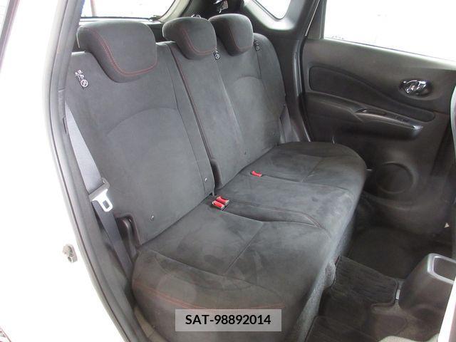 Nissan NOTE 2017-04 305389-7