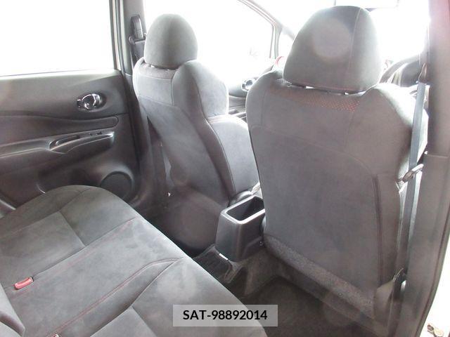 Nissan NOTE 2017-04 305389-8