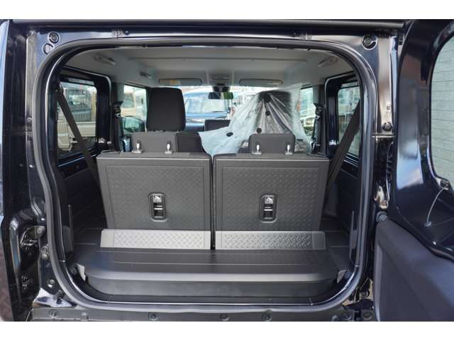 Suzuki JIMNY 2023-08 10275-7