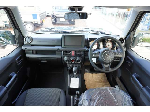 Suzuki JIMNY 2023-08 10275-4
