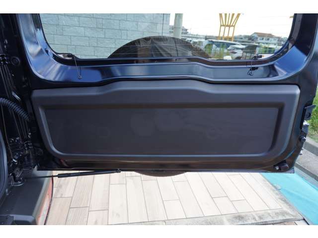 Suzuki JIMNY 2023-08 10275-9