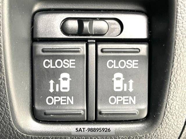 Honda N BOX CUSTOM 2016-04 306648-5