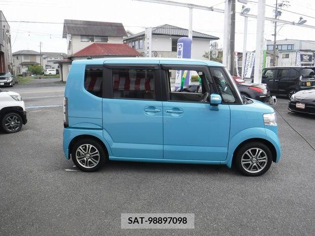 Honda N BOX 2014-01 278559-7
