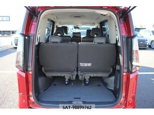 Nissan SERENA 2023-05 284275-17