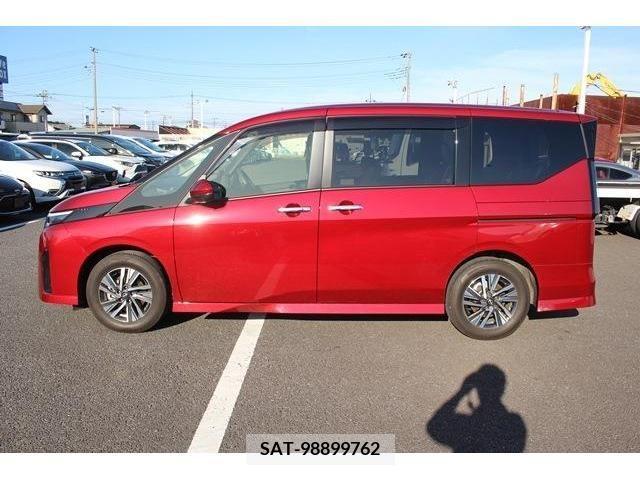 Nissan SERENA 2023-05 284275-5