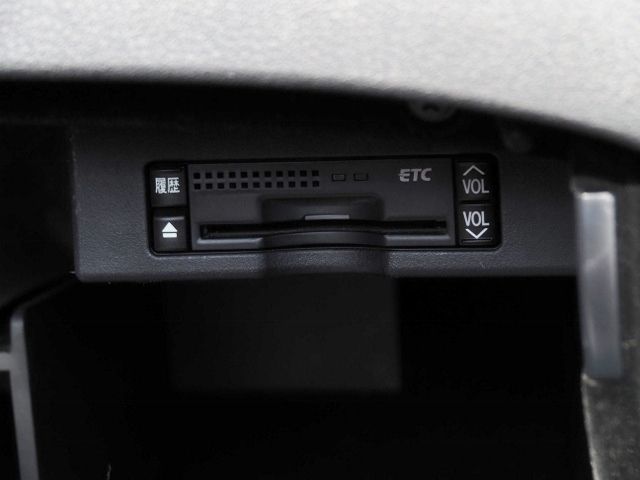 Lexus IS 2010-10 15158-26