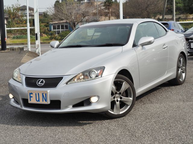Lexus IS 2010-10 15158-1