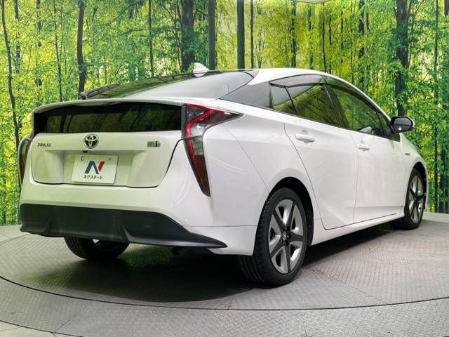 Toyota PRIUS 2016-09 27575-17