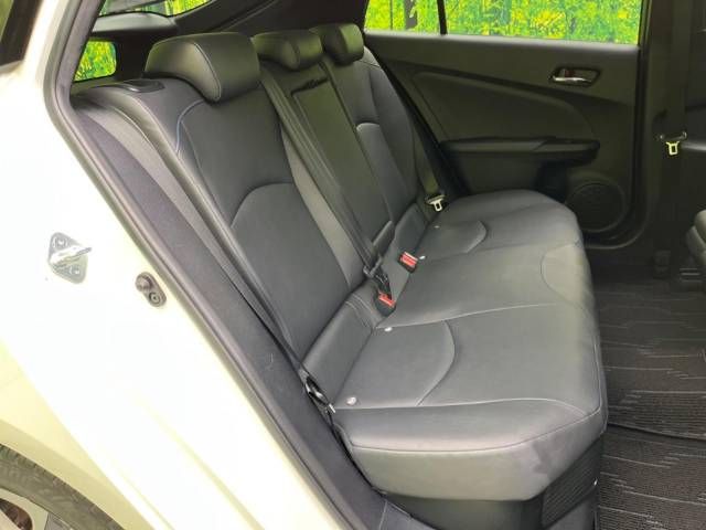 Toyota PRIUS 2016-09 27575-9