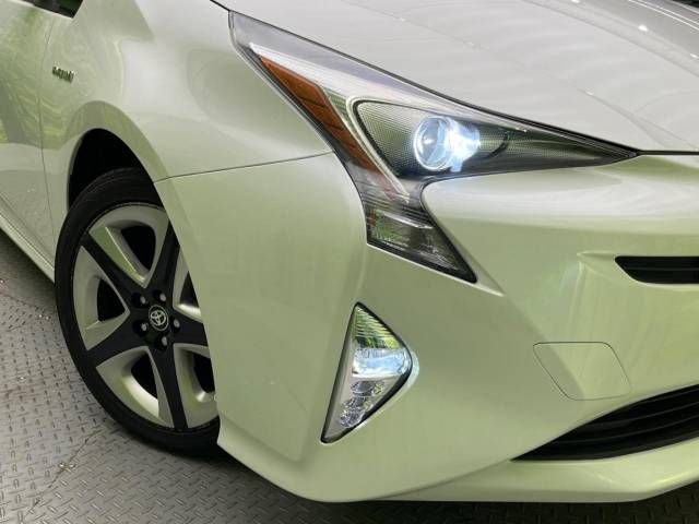 Toyota PRIUS 2016-09 27575-12