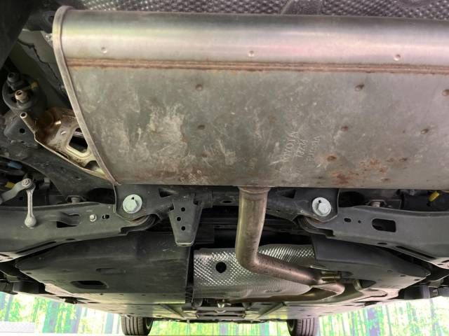Toyota PRIUS 2016-09 27575-19