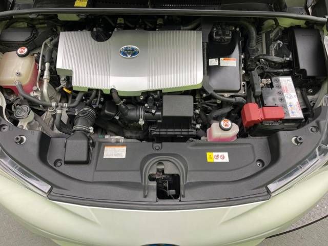 Toyota PRIUS 2016-09 27575-18