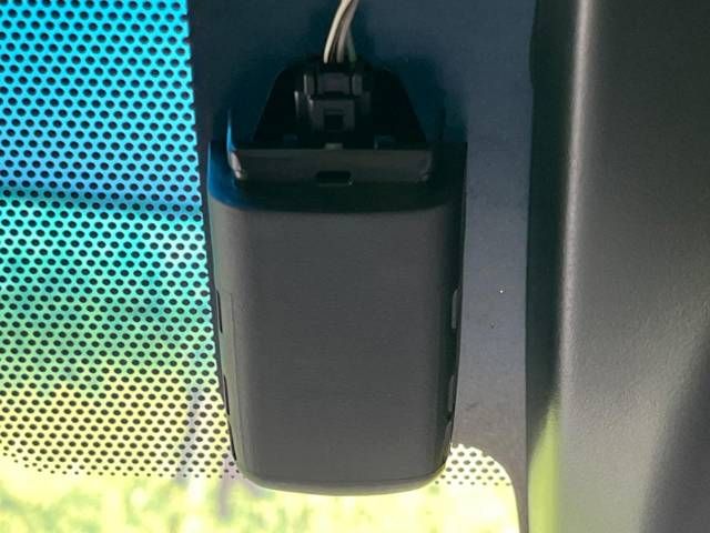 Toyota PRIUS 2016-09 27575-7