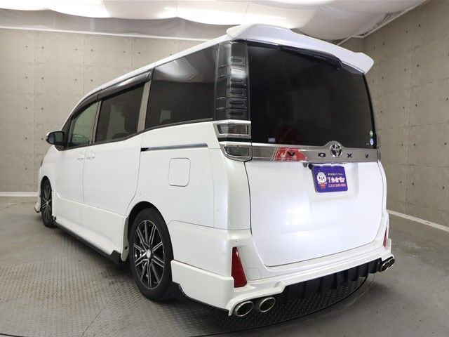 Toyota VOXY 2018-06 5295-24