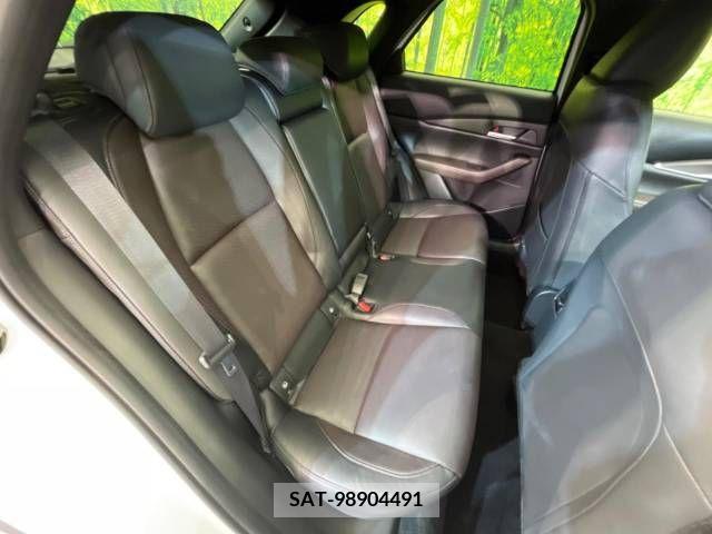 Mazda CX-30 2019-10 358491-9
