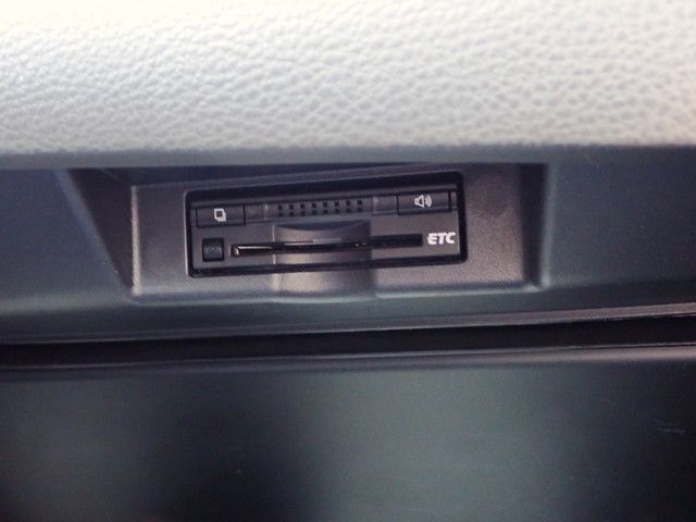 Toyota HARRIER 2016-02 190837-26