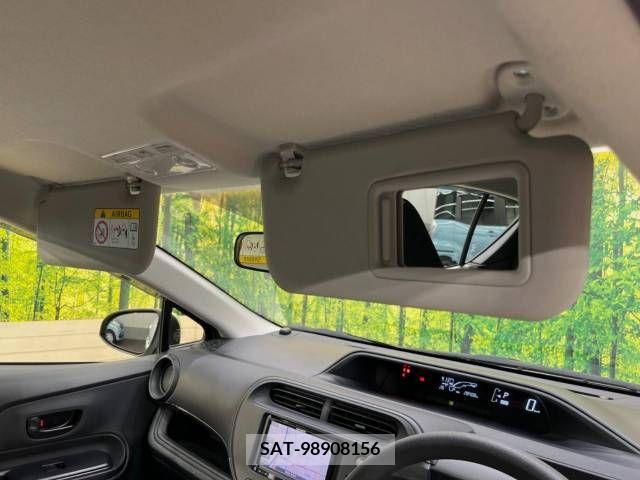 Toyota AQUA 2017-07 328985-6