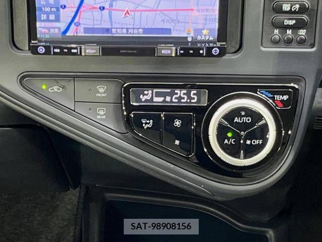 Toyota AQUA 2017-07 328985-4