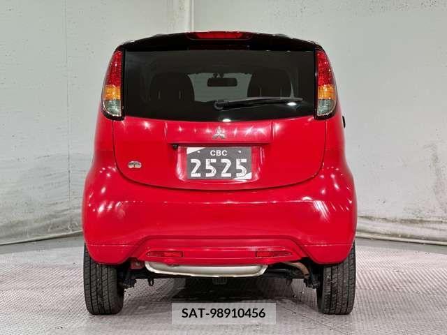 Mitsubishi I 2013-04 297566-9