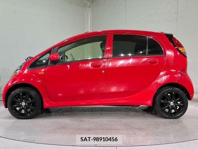 Mitsubishi I 2013-04 297566-11