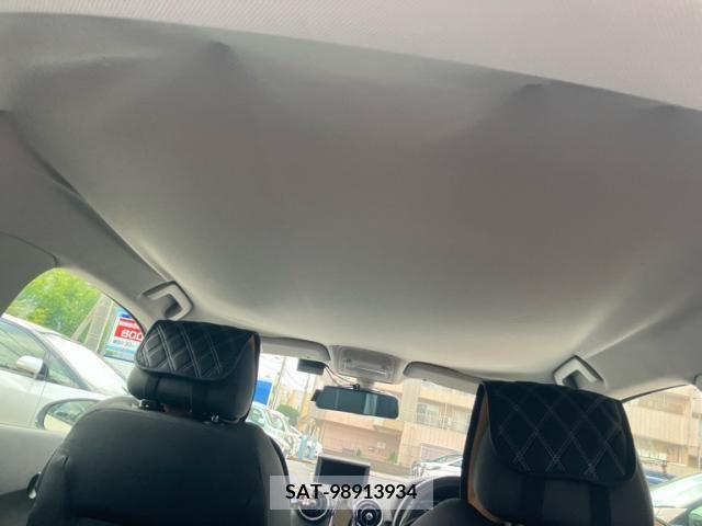 Audi A1 2011-09 389398-25