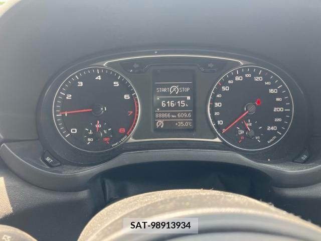 Audi A1 2011-09 389398-16