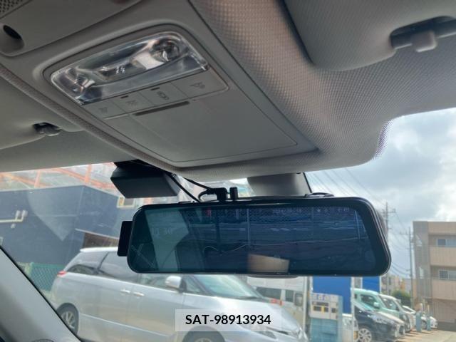 Audi A1 2011-09 389398-21