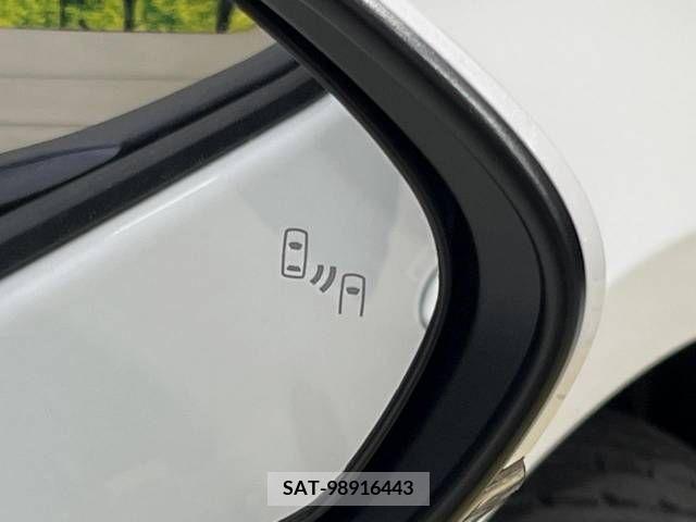 Toyota PRIUS 2016-05 322362-7