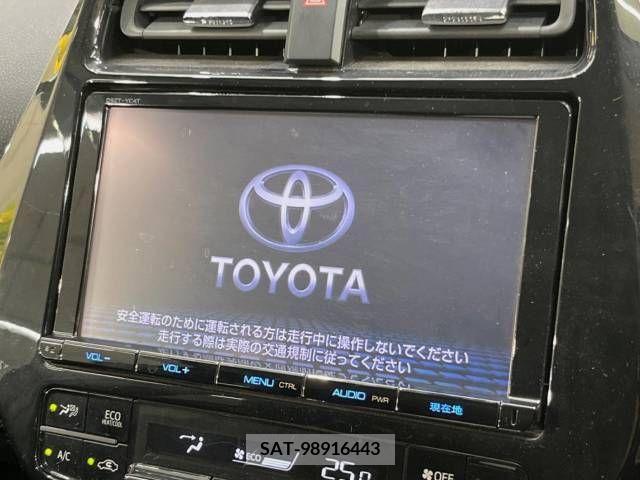 Toyota PRIUS 2016-05 322362-4