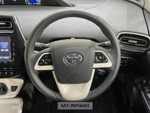 Toyota PRIUS 2016-05 322362-11