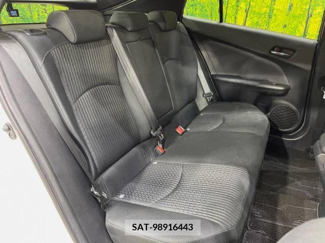 Toyota PRIUS 2016-05 322362-9