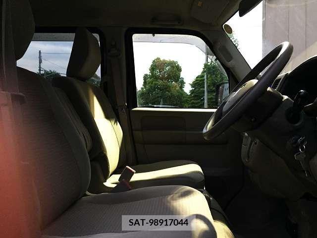 Mazda SCRUM WAGON 2014-04 284067-4