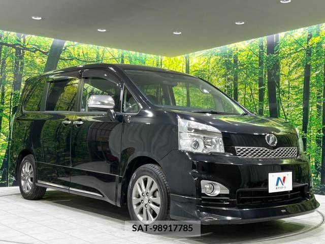 Toyota VOXY 2013-01 213561-16