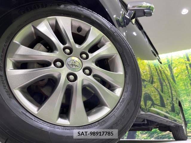 Toyota VOXY 2013-01 213561-13