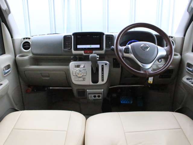 Nissan CLIPPER RIO 2016-11 14245-1