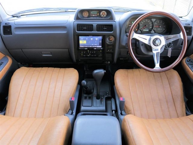 Toyota PRADO 2000-01 11205-1