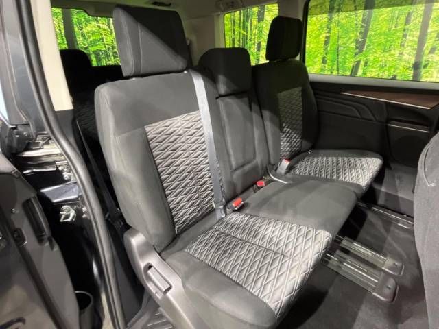 Mitsubishi DELICA D5 2022-06 181459-9