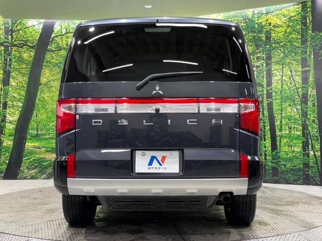 Mitsubishi DELICA D5 2022-06 181459-16
