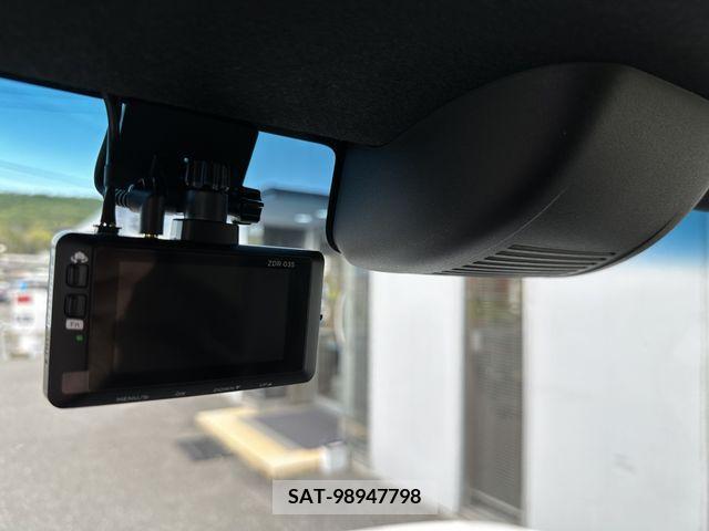Honda N BOX CUSTOM 2023-04 278950-5