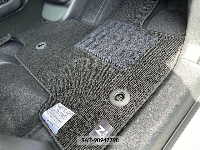 Honda N BOX CUSTOM 2023-04 278950-6