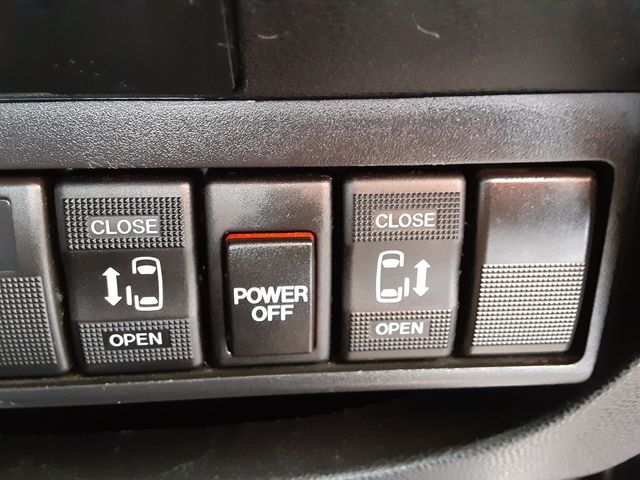 Mazda BIANTE 2013-12 4994-5