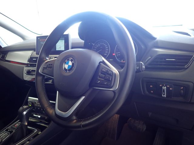 Bmw 2 SERIES 2018-03 699-1