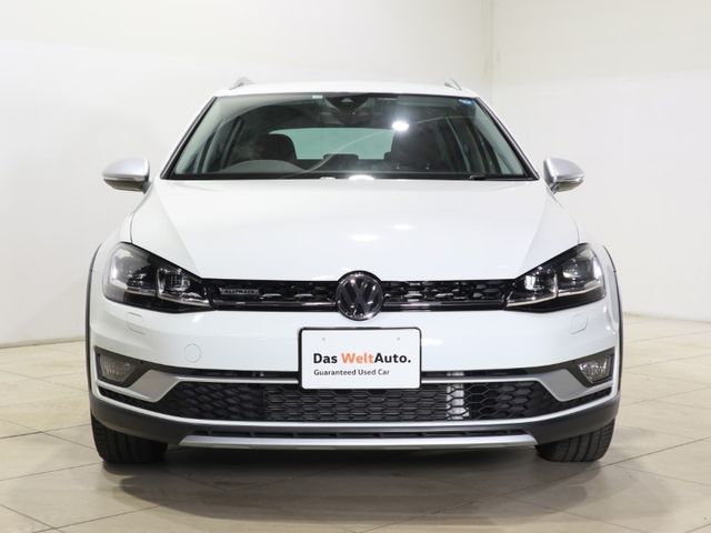 VolksWagen GOLF ALLTRACK 2017-10 26821-1