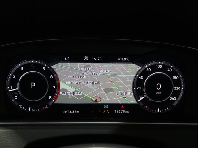 VolksWagen GOLF ALLTRACK 2017-10 26821-12