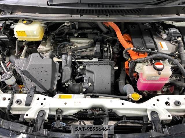 Toyota VOXY HYBRID 2015-03 216799-19