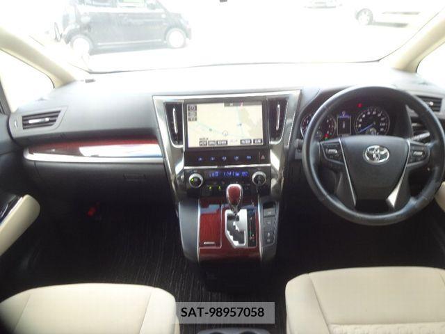 Toyota ALPHARD 2017-06 342952-18
