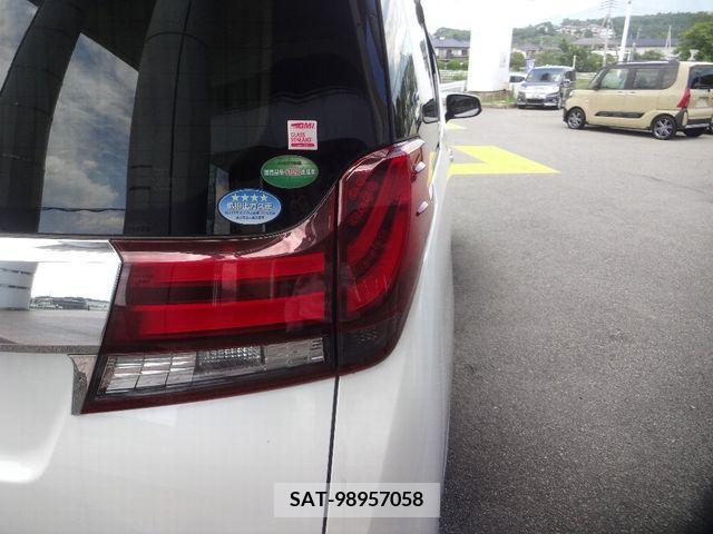 Toyota ALPHARD 2017-06 342952-3