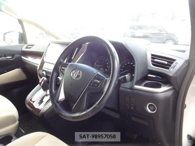 Toyota ALPHARD 2017-06 342952-10